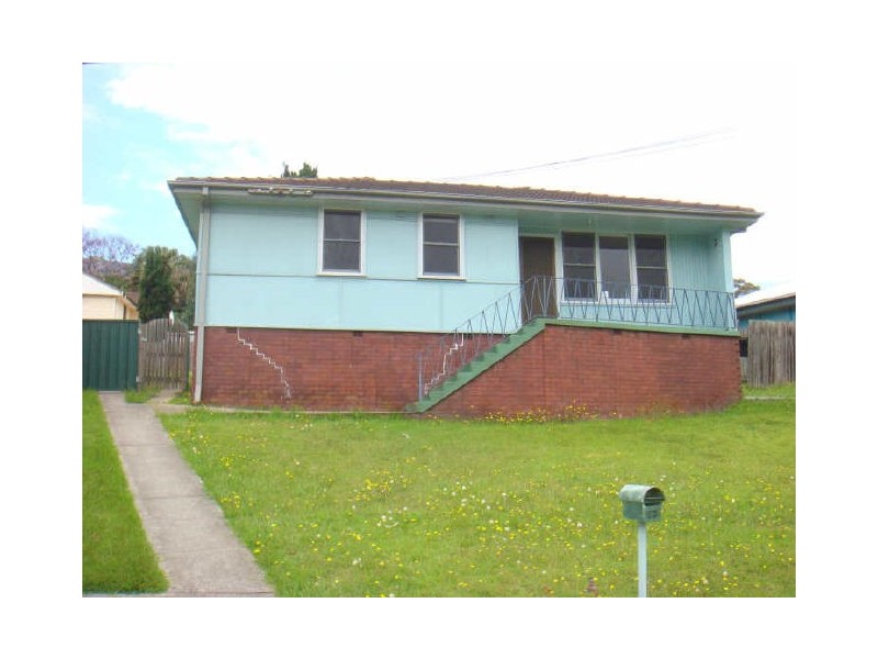 13 Goolana Street, Berkeley NSW 2506