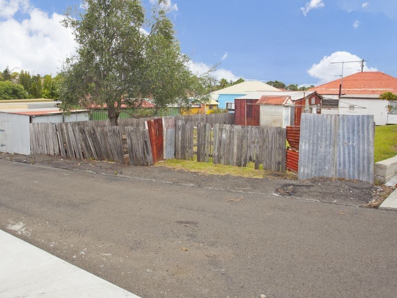 22 Third Ave, Port Kembla NSW 2505