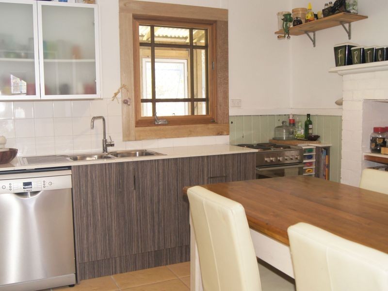 6 Keira Street, Port Kembla NSW 2505