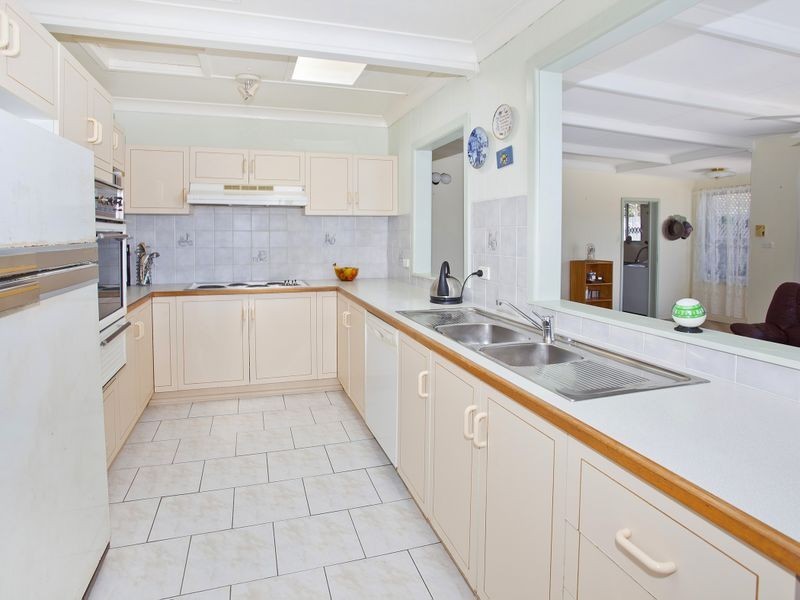 22 Holborn Street, Berkeley NSW 2506