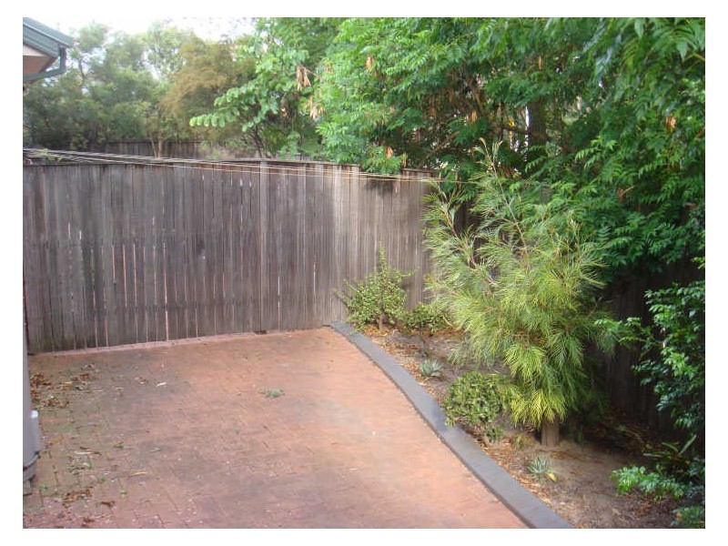 2/46 Windang Road, Primbee NSW 2502