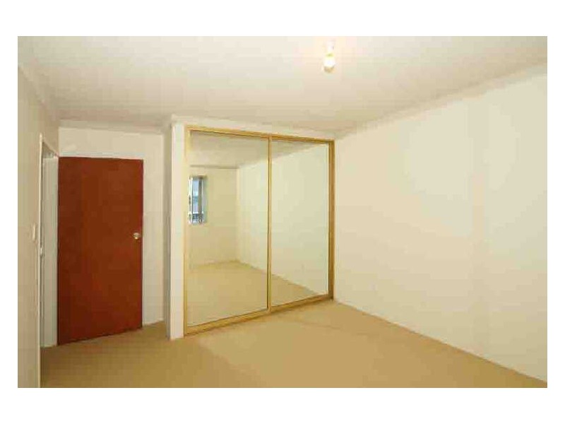 7/4 Surfside Drive, Port Kembla NSW 2505