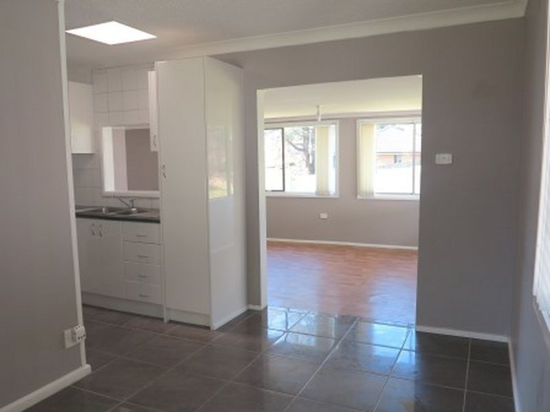 6 Wirri Place, Berkeley NSW 2506