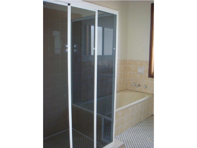 12 Montieth Street, Cringila NSW 2502