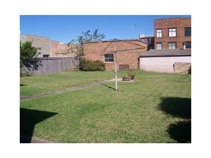 15 Montgomery Street, Warrawong NSW 2502
