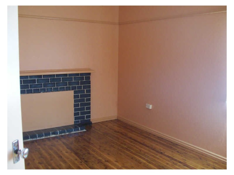 7 Montgomery Street, Warrawong NSW 2502