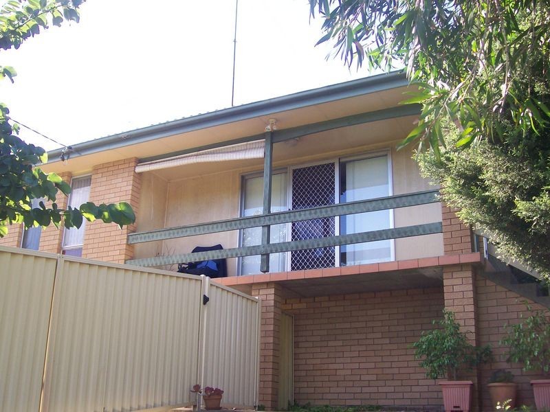 15 Hurry Crescent, Warrawong NSW 2502