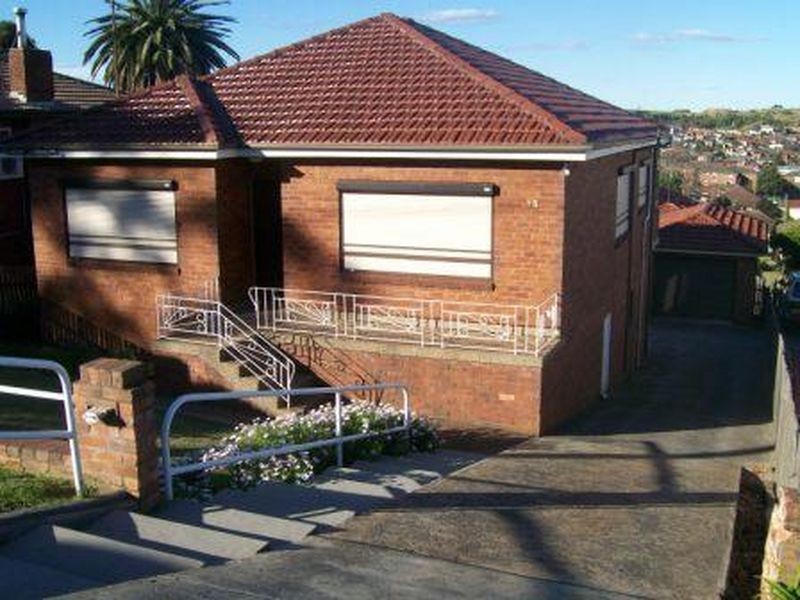15 Second Avenue, Warrawong NSW 2502