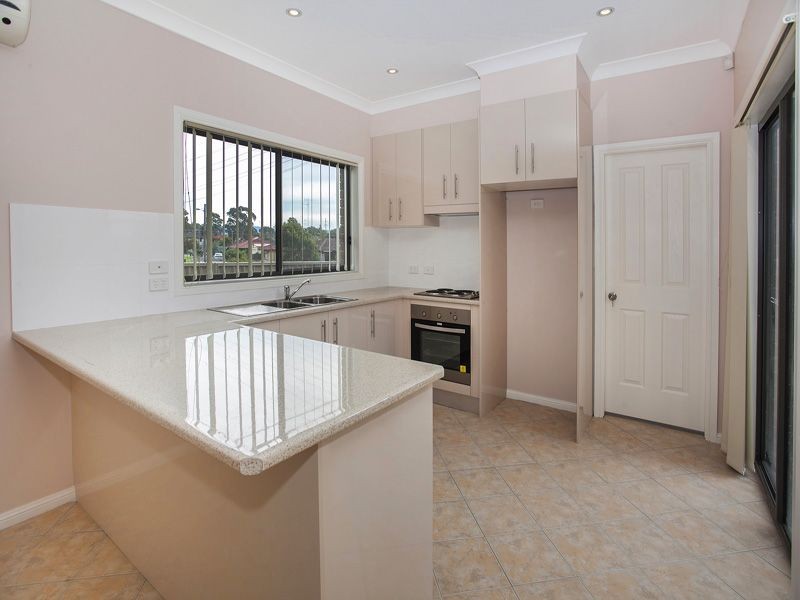 106 Addison Avenue, Lake Illawarra NSW 2528