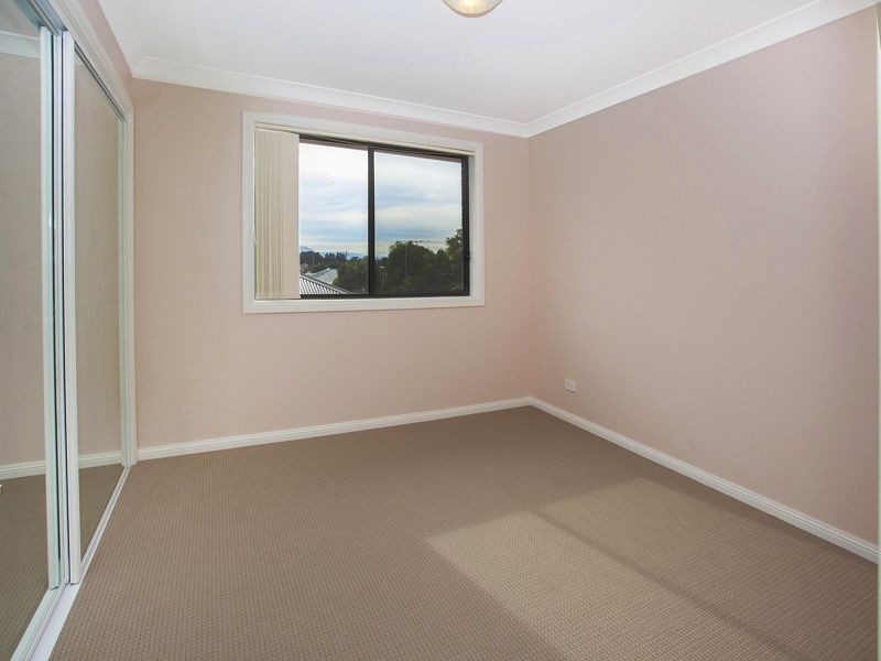 106 Addison Avenue, Lake Illawarra NSW 2528