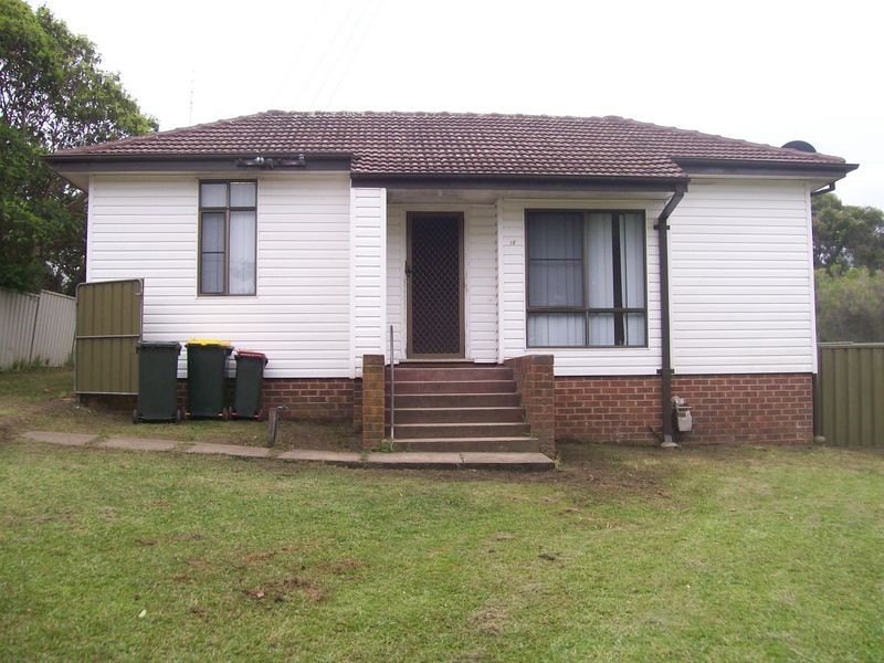 10 Cardiff Street, Berkeley NSW 2506