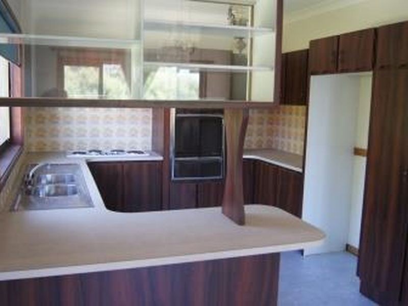 2 Minnegang Street, Warrawong NSW 2502