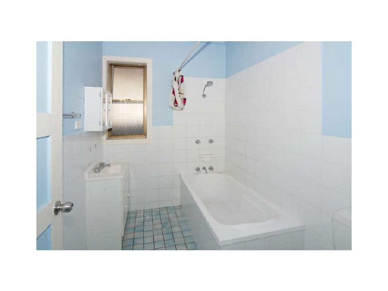 9 Birmingham Street, Cringila NSW 2502