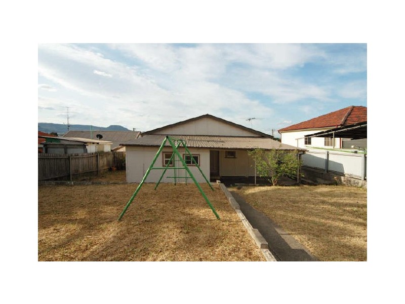 9 Birmingham Street, Cringila NSW 2502