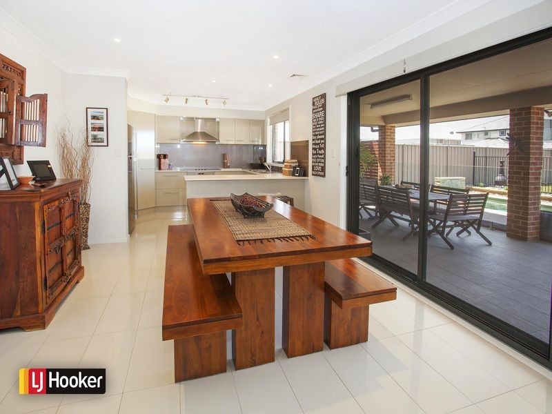 22 Anzac Way, Port Kembla NSW 2505