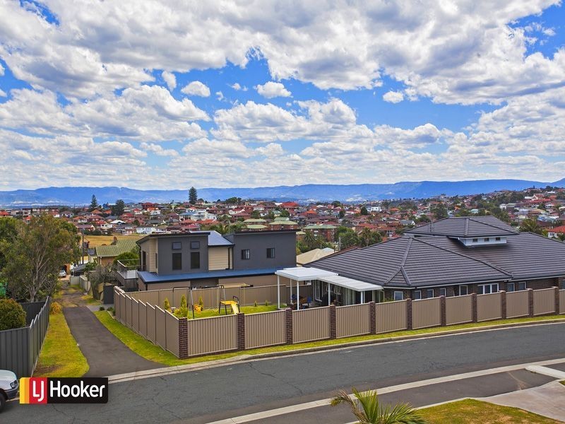 22 Anzac Way, Port Kembla NSW 2505