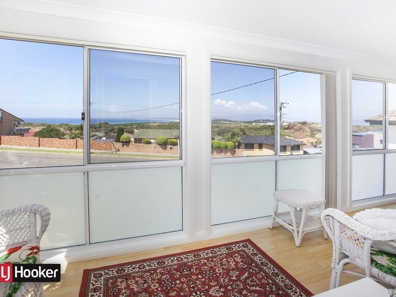 81 Third Avenue, Port Kembla NSW 2505
