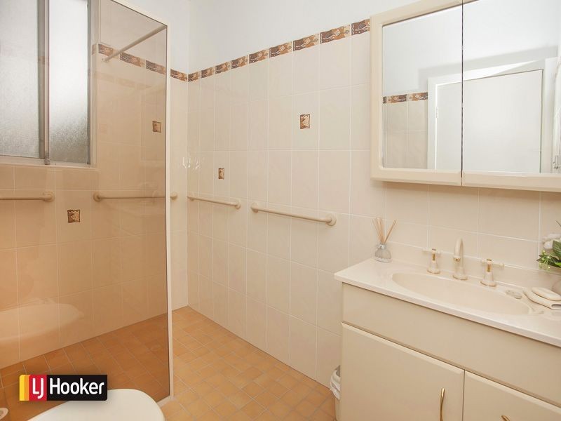 39 Essex Street, Berkeley NSW 2506