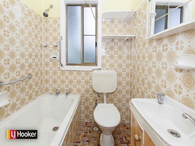 140 Flagstaff Road, Warrawong NSW 2502