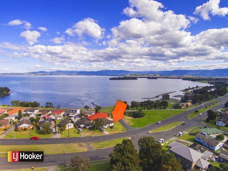 193 Northcliffe Drive, Berkeley NSW 2506