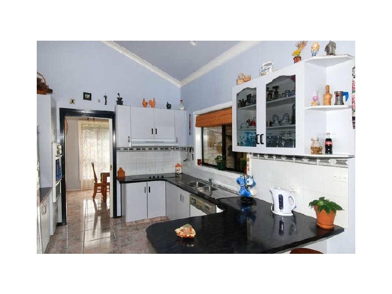 1/12 Hoskins Avenue, Warrawong NSW 2502