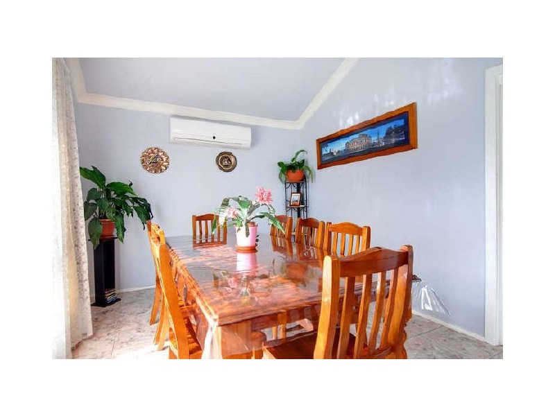 1/12 Hoskins Avenue, Warrawong NSW 2502