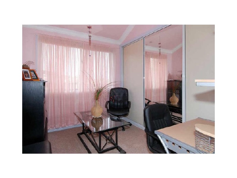 1/12 Hoskins Avenue, Warrawong NSW 2502