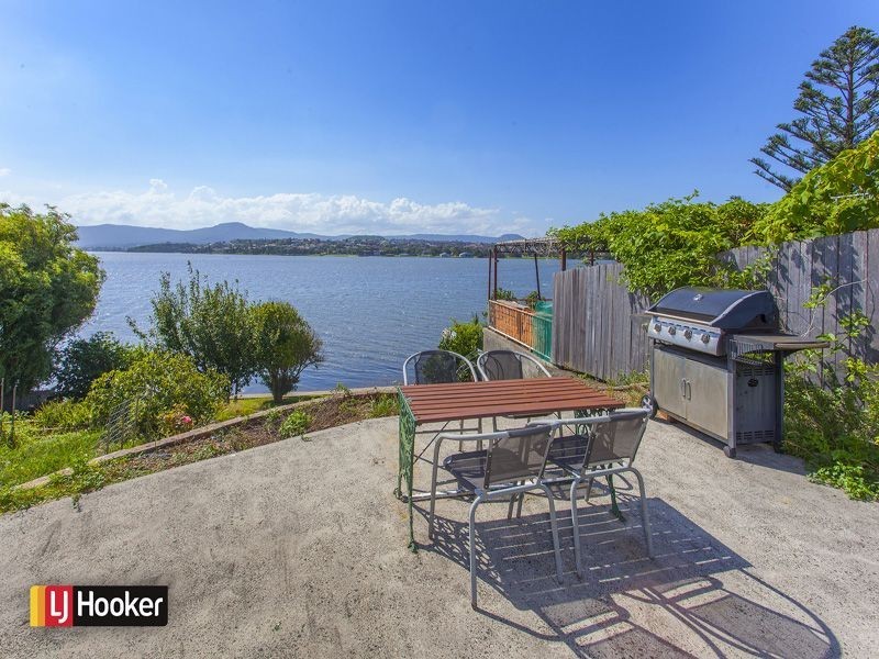 114 Lakeview Parade, Primbee NSW 2502