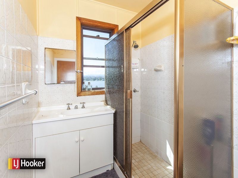 114 Lakeview Parade, Primbee NSW 2502