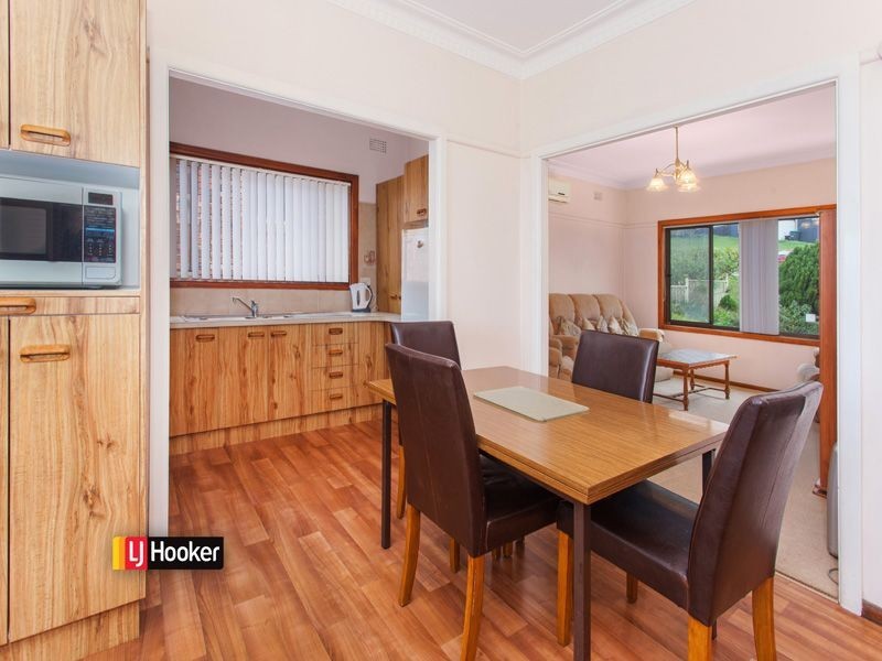 77 Robertson Street, Port Kembla NSW 2505