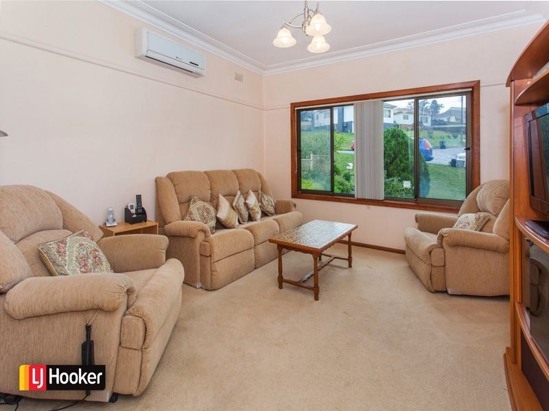 77 Robertson Street, Port Kembla NSW 2505