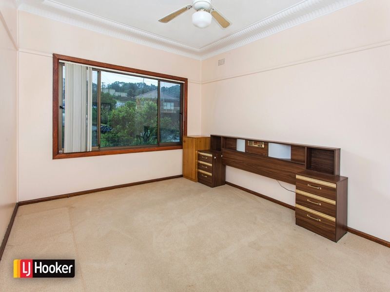 77 Robertson Street, Port Kembla NSW 2505