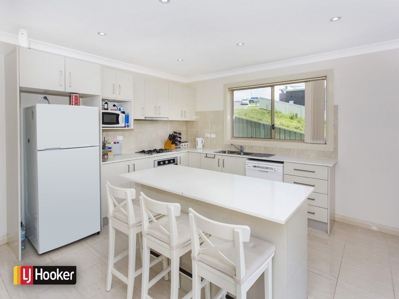 158A Shearwater Drive, Lake Heights NSW 2502