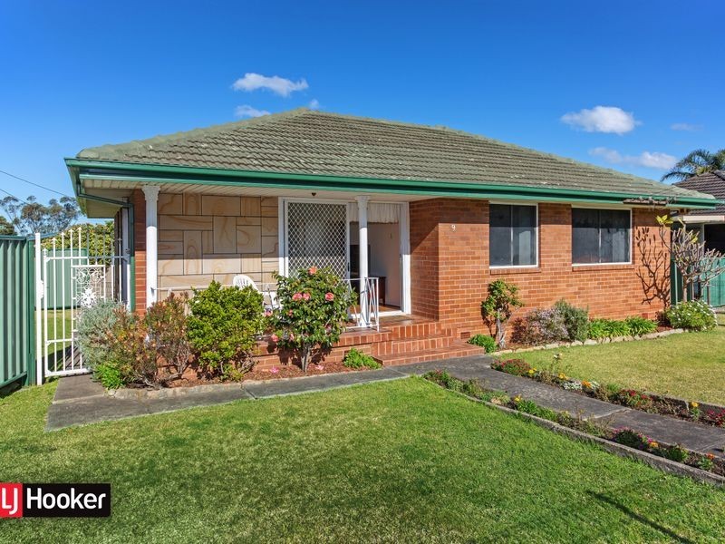 9 Carringle Street, Berkeley NSW 2506