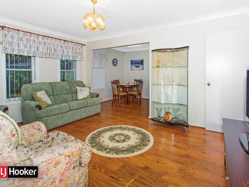 9 Carringle Street, Berkeley NSW 2506