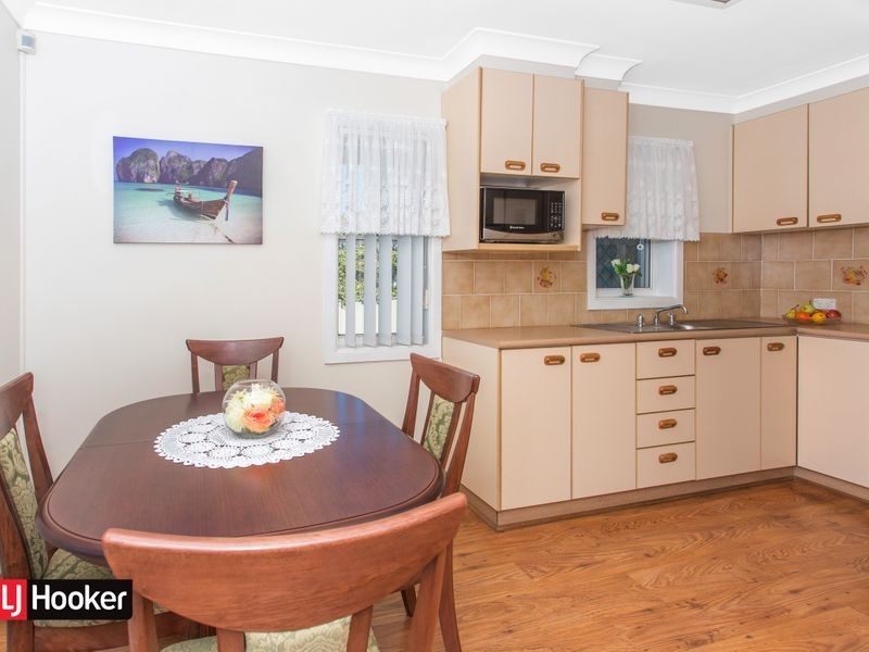 9 Carringle Street, Berkeley NSW 2506