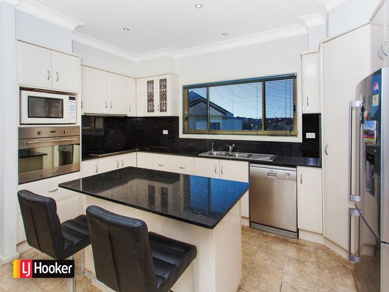 3 Trevor Avenue, Lake Heights NSW 2502
