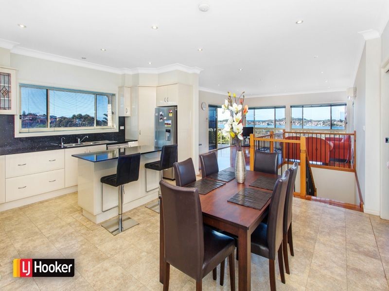 3 Trevor Avenue, Lake Heights NSW 2502