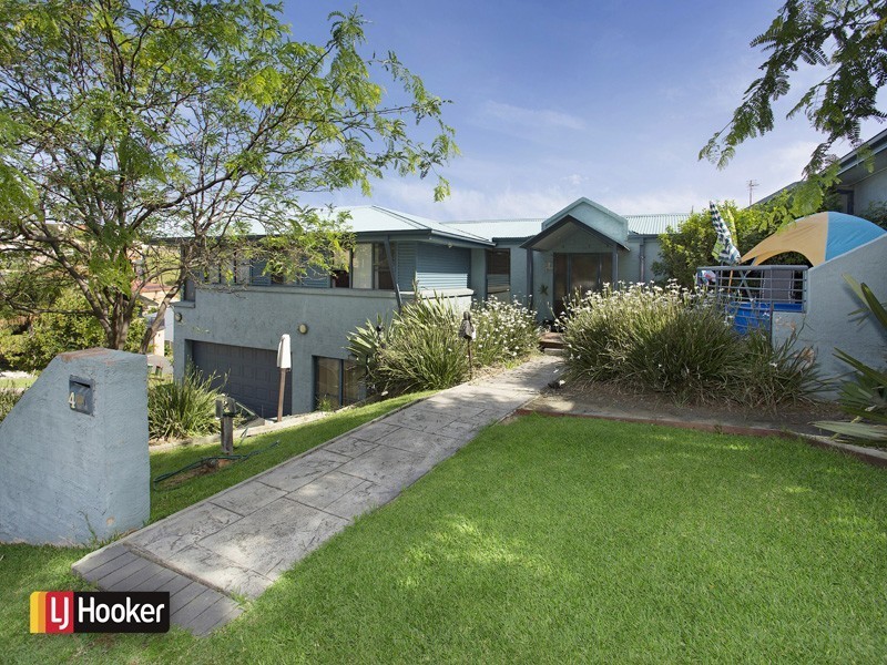 4 Osprey Drive, Berkeley NSW 2506