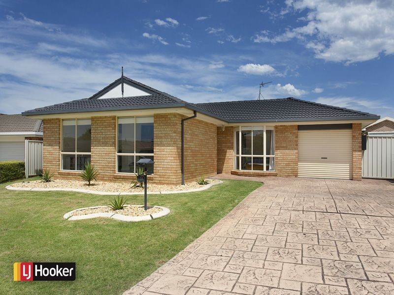 25 Hazelton Street, Albion Park NSW 2527