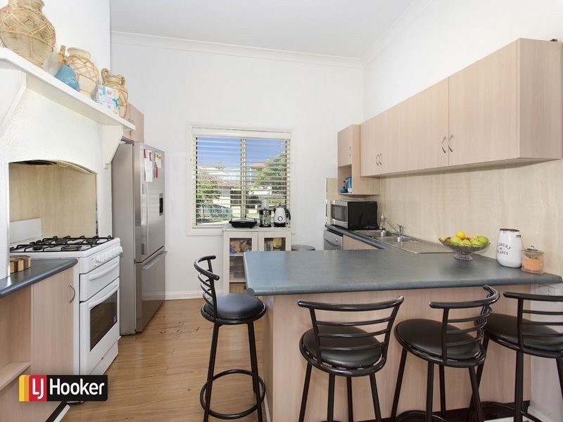 13 Fifth Avenue, Port Kembla NSW 2505