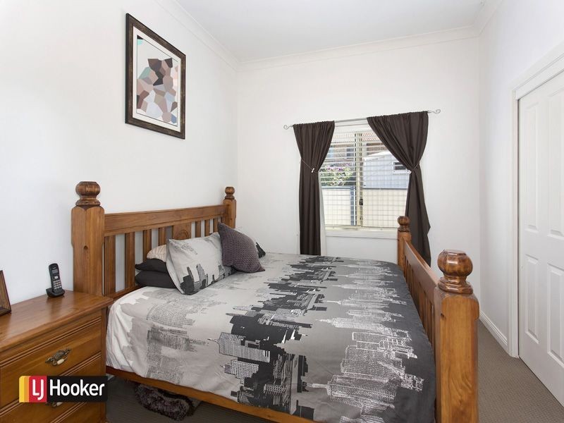 13 Fifth Avenue, Port Kembla NSW 2505