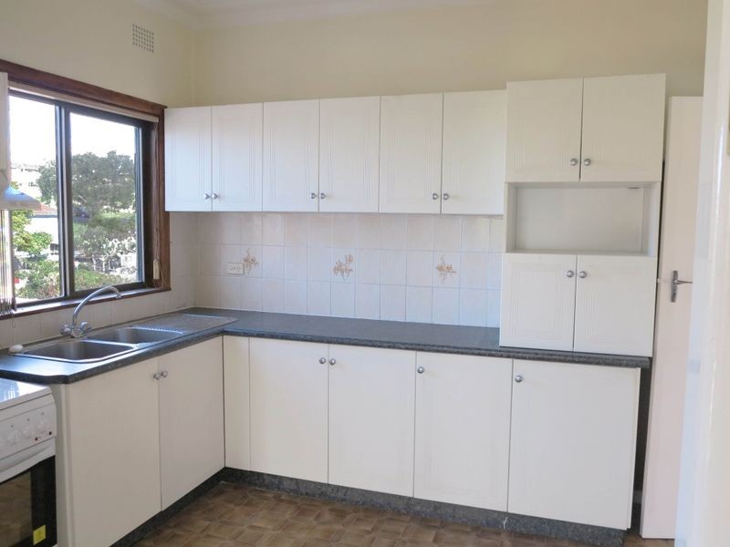 15 First Avenue North, Warrawong NSW 2502