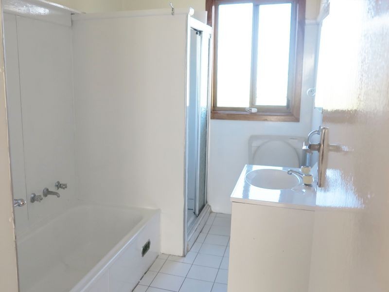 15 First Avenue North, Warrawong NSW 2502