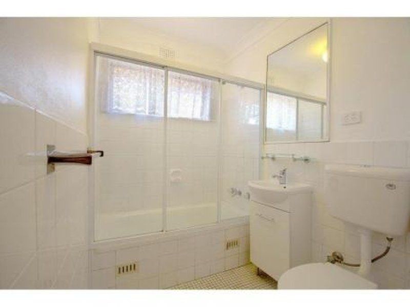 15/6 Eyre Place, Warrawong NSW 2502