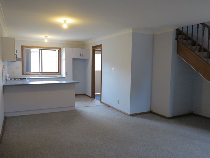 5/4 Heaslip Street, Coniston NSW 2500