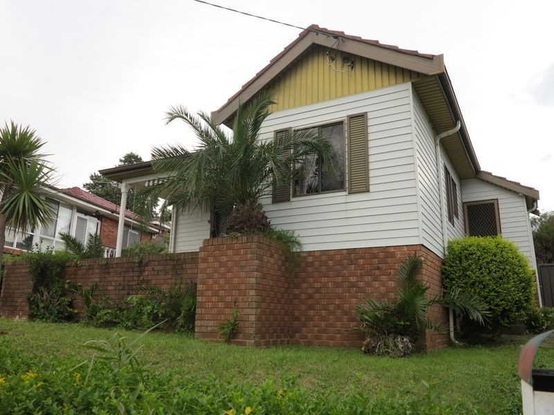 82 Cowper Street, Warrawong NSW 2502