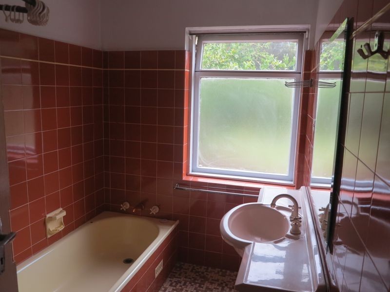 2/17 Ranchby Avenue, Lake Heights NSW 2502