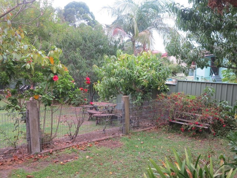 2/17 Ranchby Avenue, Lake Heights NSW 2502