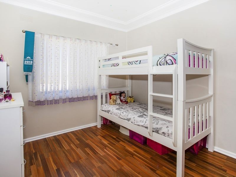 35 Steel Street, Cringila NSW 2502